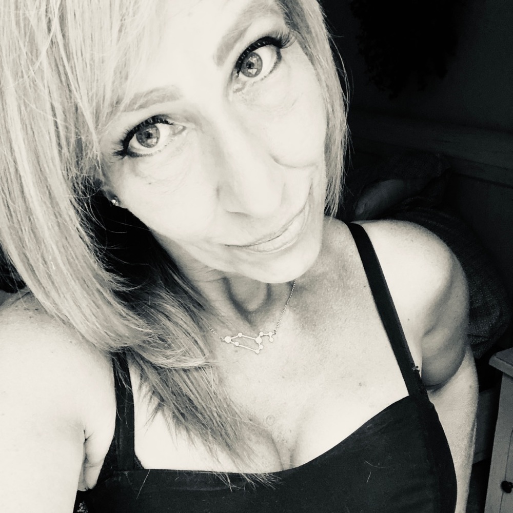 Meet your Posher, Janet